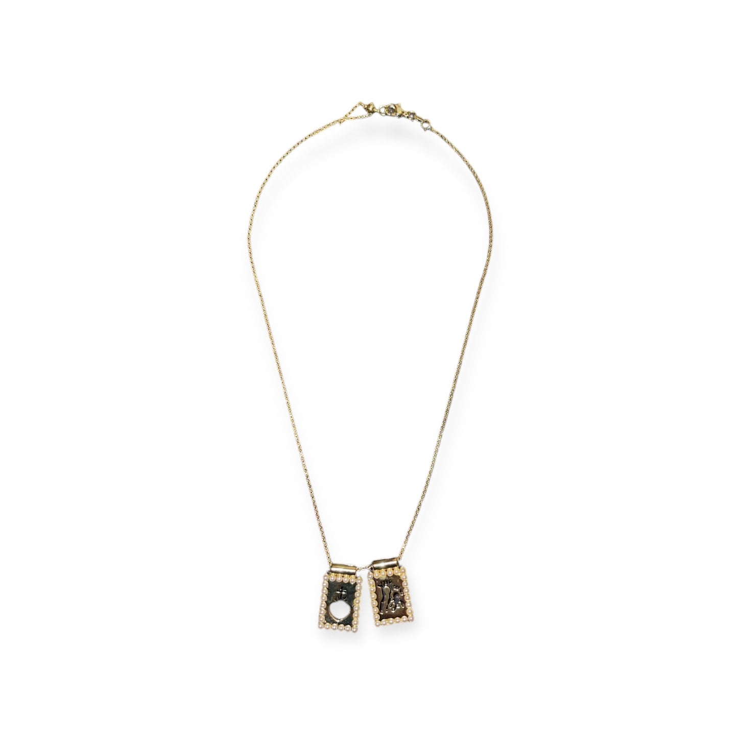 SCAPULAR NECKLACE